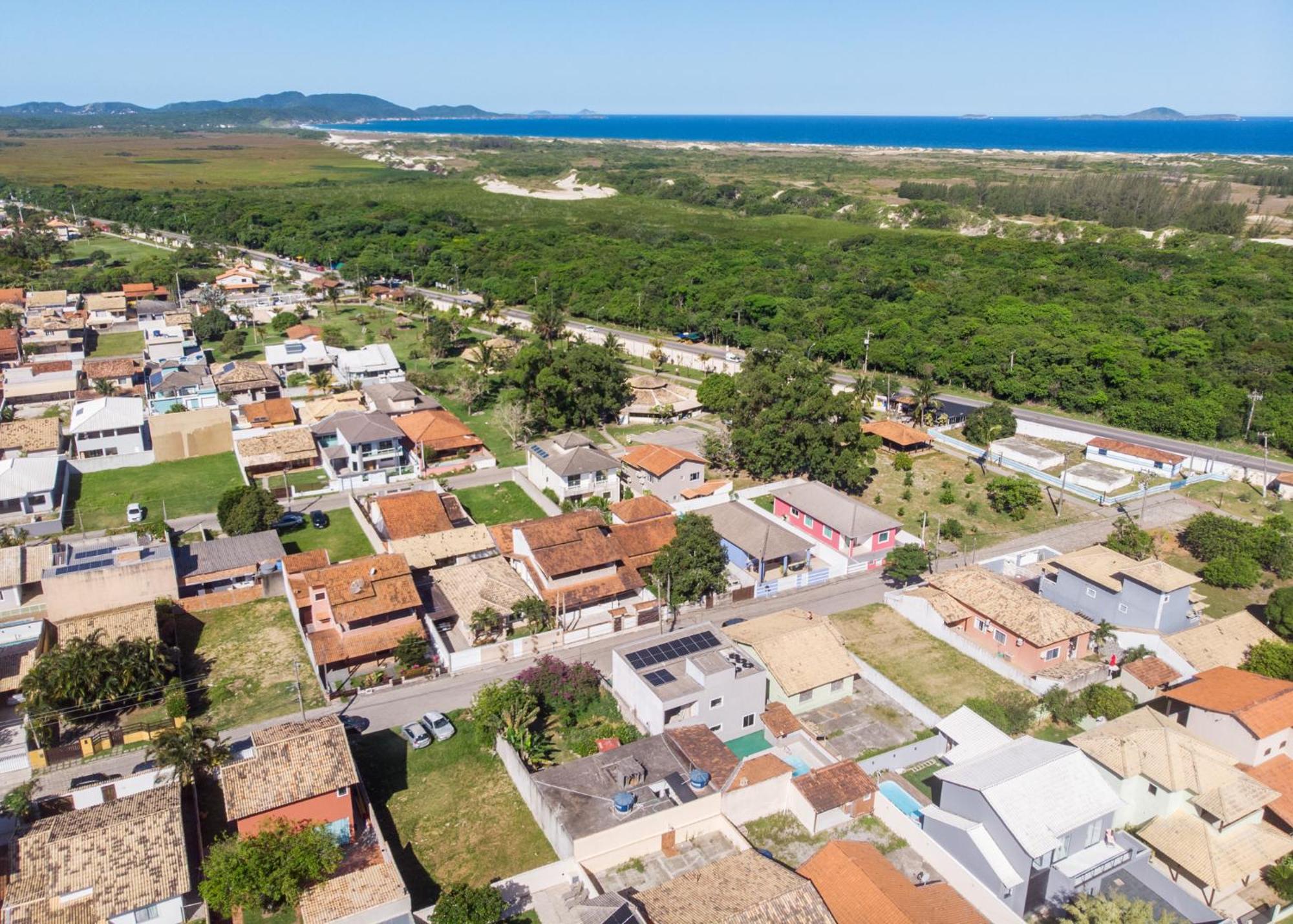 Refugio Tropical Casa De Praia Com Piscina Aquecida E 4 Suites E Garagem 3 Carros, 800 Mtrs Da Praia Internet 700 Mbps, Condominio Privado Com Pista De Skate , Quadra De Futevolei , Campos E Quadras De Futebol! Cabo Frío Exterior foto