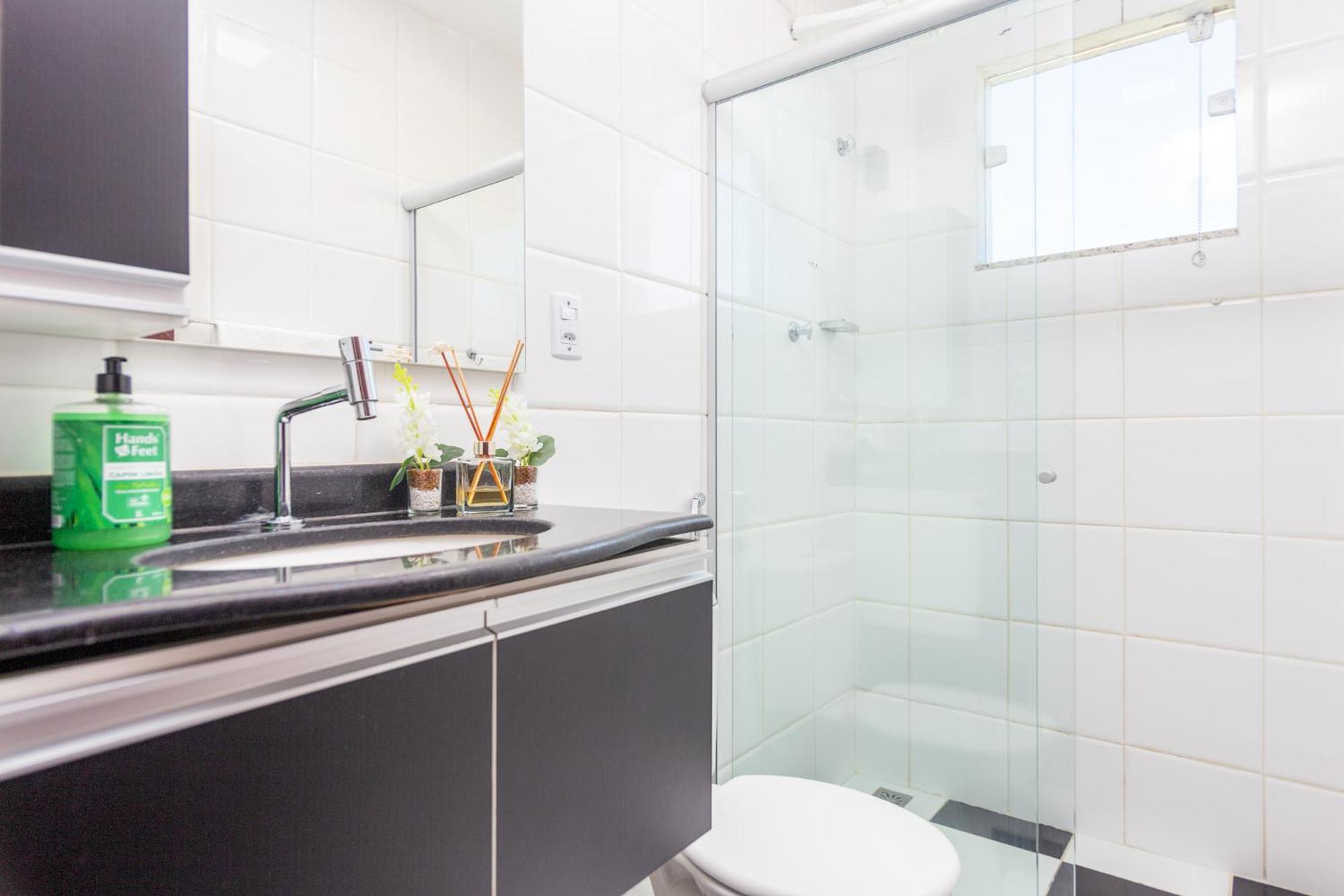 Refugio Tropical Casa De Praia Com Piscina Aquecida E 4 Suites E Garagem 3 Carros, 800 Mtrs Da Praia Internet 700 Mbps, Condominio Privado Com Pista De Skate , Quadra De Futevolei , Campos E Quadras De Futebol! Cabo Frío Exterior foto